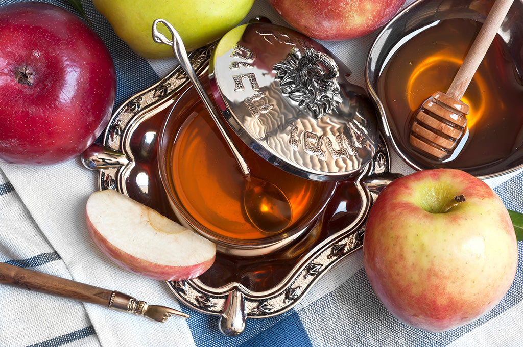 Rosh Hashanah Food: Symbolism & Ideas for a Joyous New Year